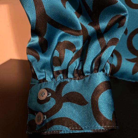 💎Self-Tie Long Sleeves Blouse💎 - Picture 4 of 6